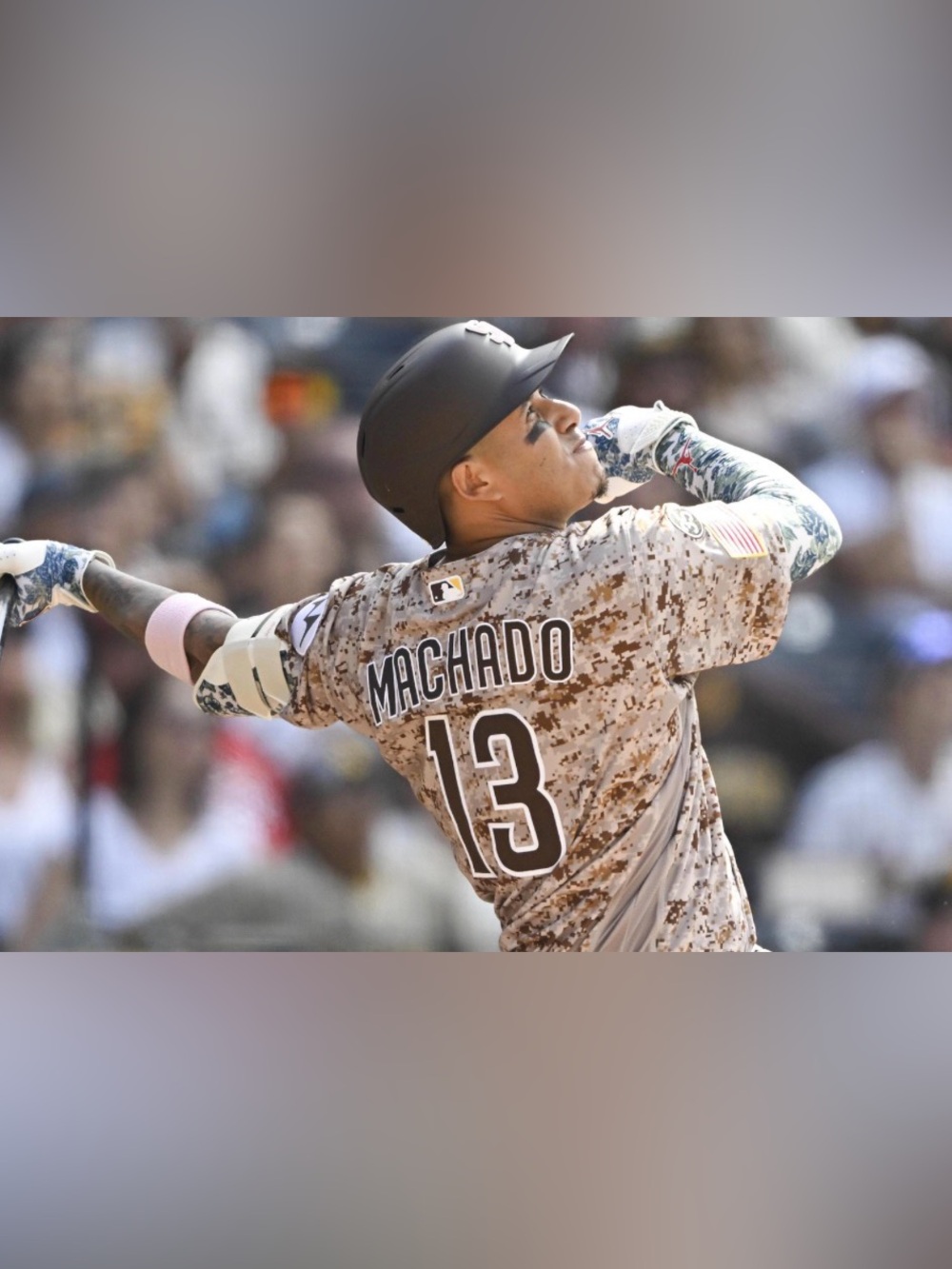 Nike Authentic San Diego Padres Manny Machado #13 Camo MLB Jersey Men’s Sz: M - Picture 4 of 9